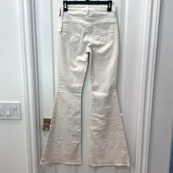 L'Agence Solana High Rise Flare Petal Bell Bottom Jeans Sz 25 Vintage White NWT - Picture 5 of 10